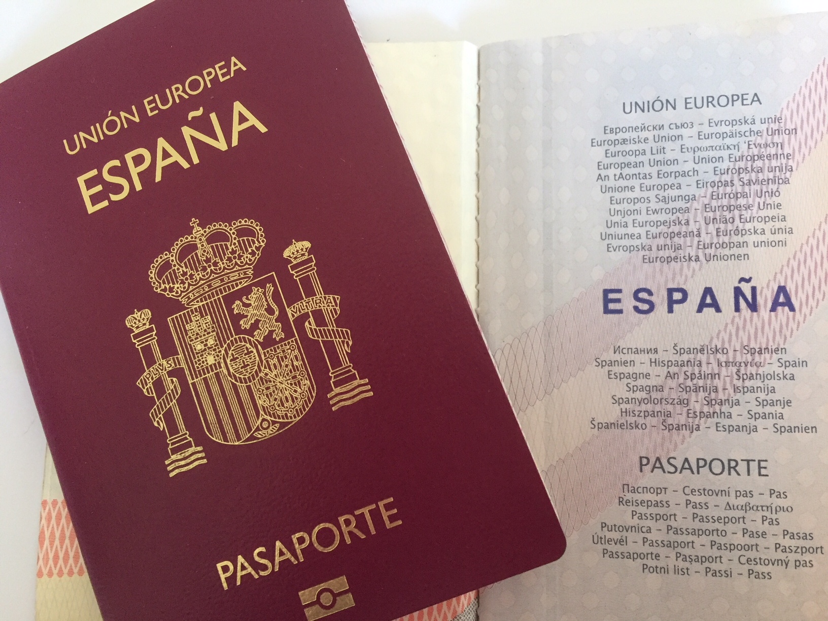 El formulario ESTA, Electronic System Travel Authorización, se conoce de forma errónea como VISADO ESTA. No se trata de un VISADO sino de una autorización de viaje concedida, en base a los datos proporcionados del pasaporte, por el gobierno de los EEUU a los ciudadanos de los países acogidos al programa del Visa Waiver Program […]