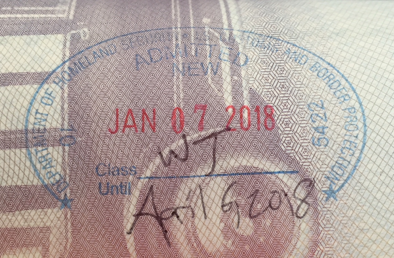 Pasar la frontera al llegar a los Estados Unidos