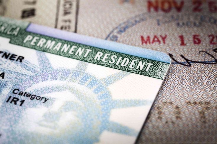1Nov22. La famosa Green Card. Si somos poseedores de esta estupenda tarjeta, significa que no tenemos la nacionalidad estadounidense pero tenemos libre entrada en el país, y plena residencia en los Estados Unidos. Pero, a la hora de viajar y coger un vuelo.. crea dudas acerca de qué otros documentos son susceptibles de ser solicitados […]