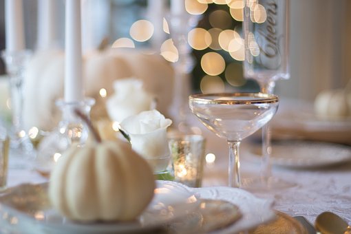 24Nov.22 Hoy se celebra Thanksgiving con una cena familiar en muchas casas del planeta. Es una magnífica oportunidad para reunirse y estar juntos, ahora que ya podemos, y recuperar el tiempo perdido. Os deseamos HAPPY THANKSGIVING